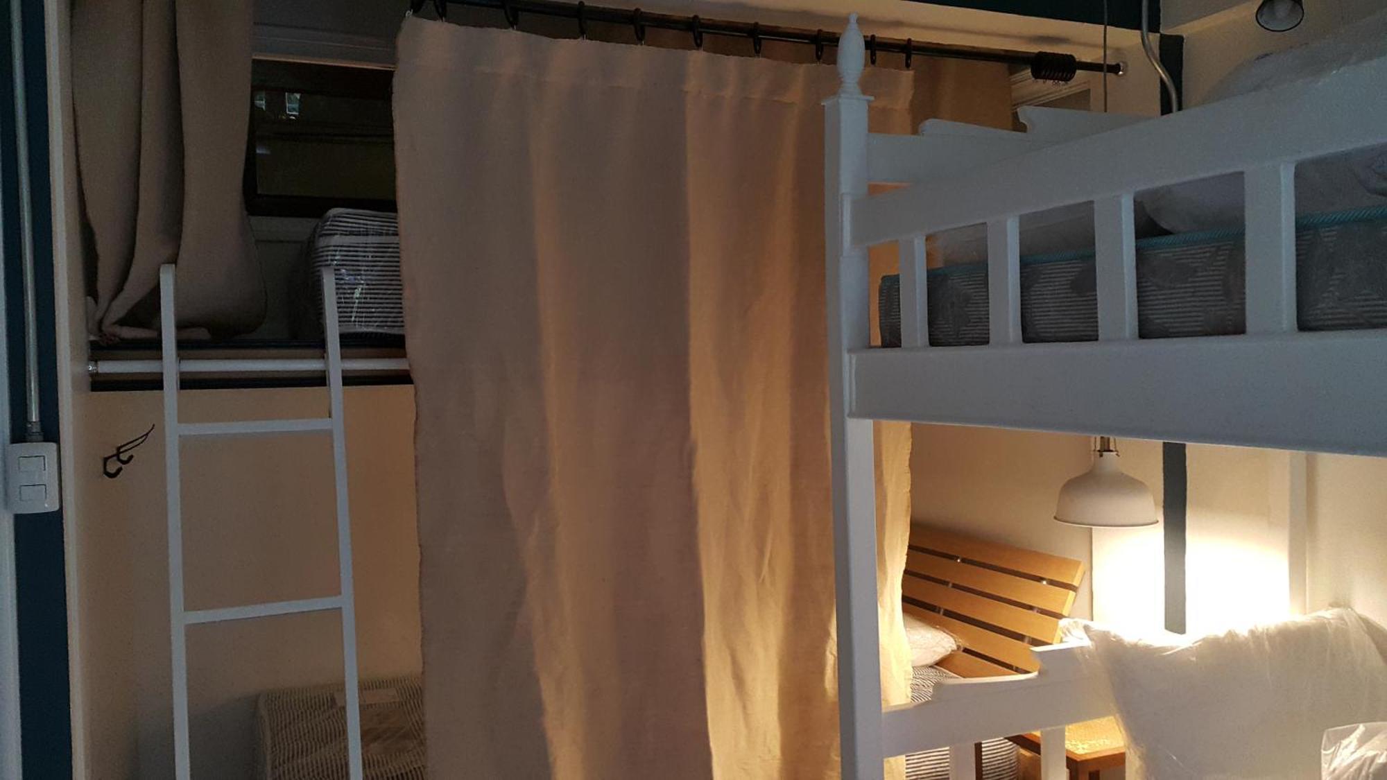 Bed In Town Hostel Chiang Mai Exterior photo