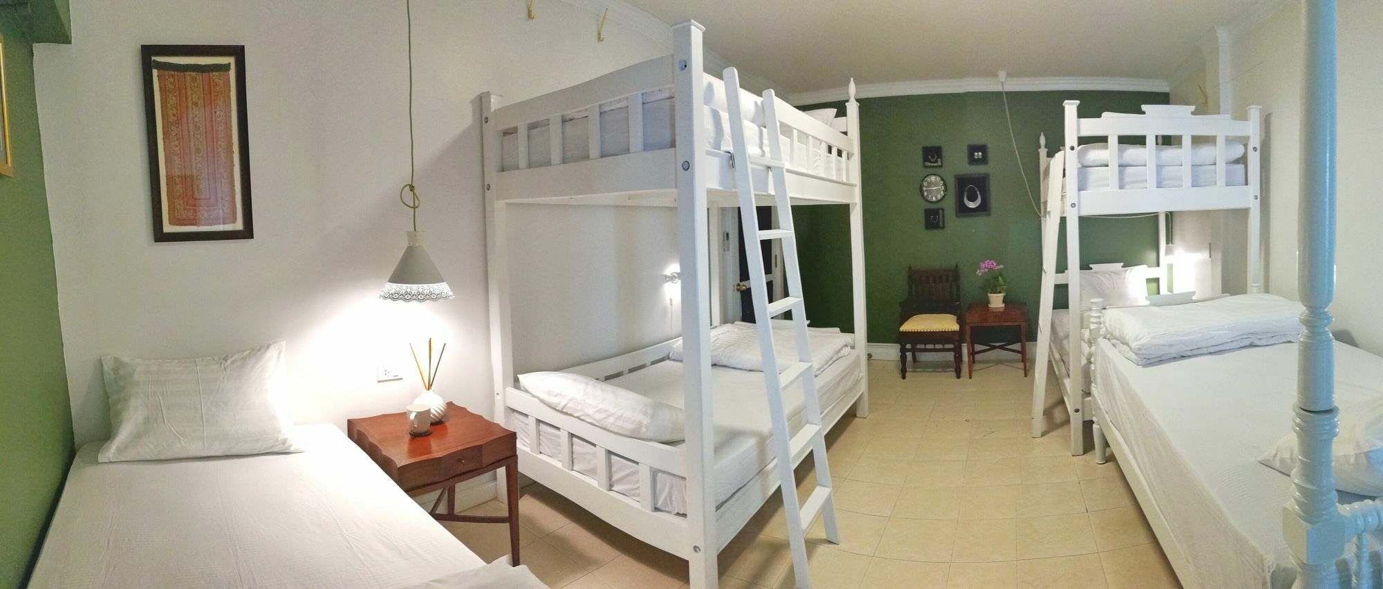 Bed In Town Hostel Chiang Mai Exterior photo