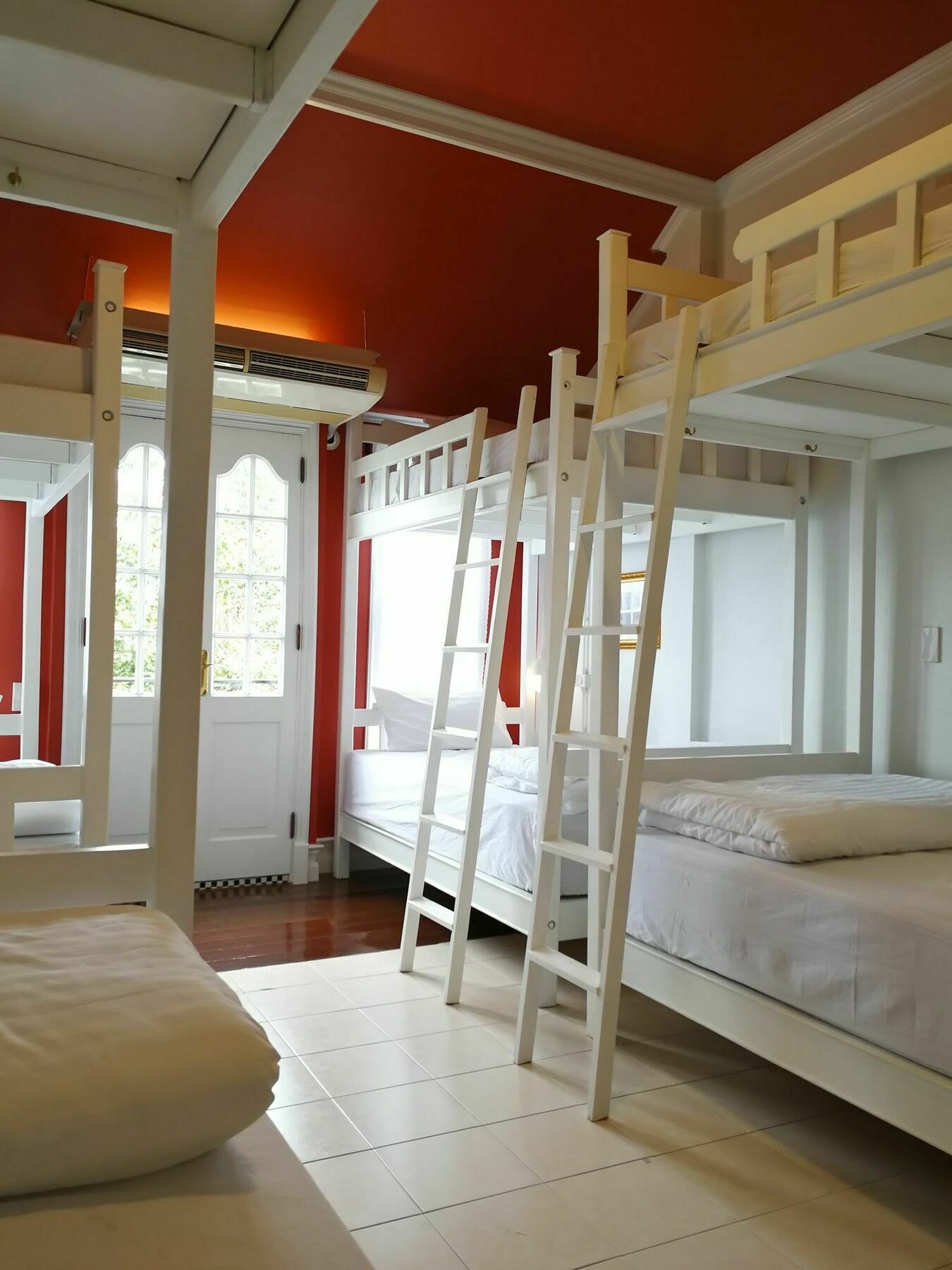 Bed In Town Hostel Chiang Mai Exterior photo